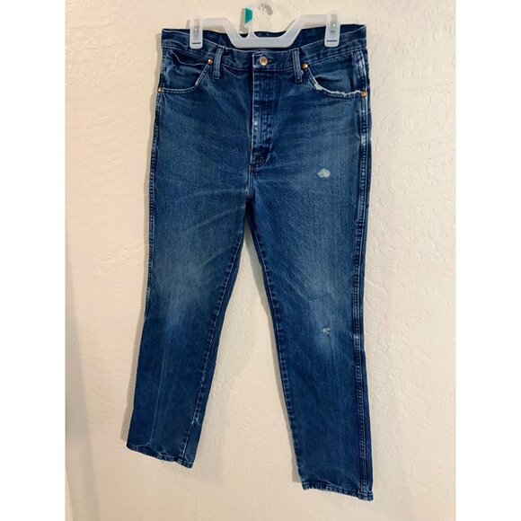 Wrangler Dark Wash Distressed Style Straight Leg Jeans - Picture 2 of 11